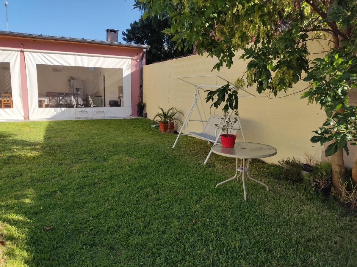 Casita Casa Con Parque, Estacionamiento Y Pileta En Tigre Villa Eksteriør bilde